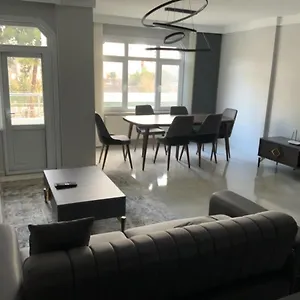  Apartment Luxury Z-apart Family Homes 2 Bedrooms Wifi Near Metro Zeytinburnu