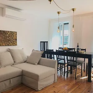 https://santosweethome-2-lisbon.hotels-lisbon-portugal.com
